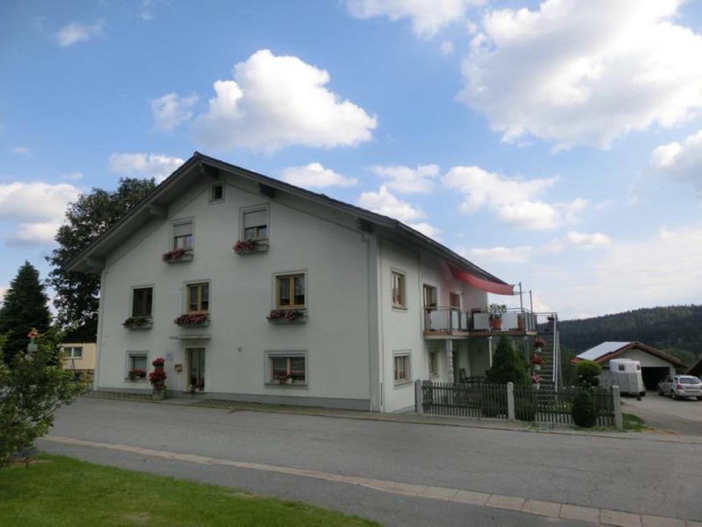Ferienhaus Gustl Bischofsreut Екстериор снимка